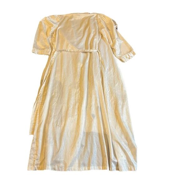 Long Robe House Coat Dressing Gown It’s A Charm Vintage White Bathrobe Small - Picture 6 of 7